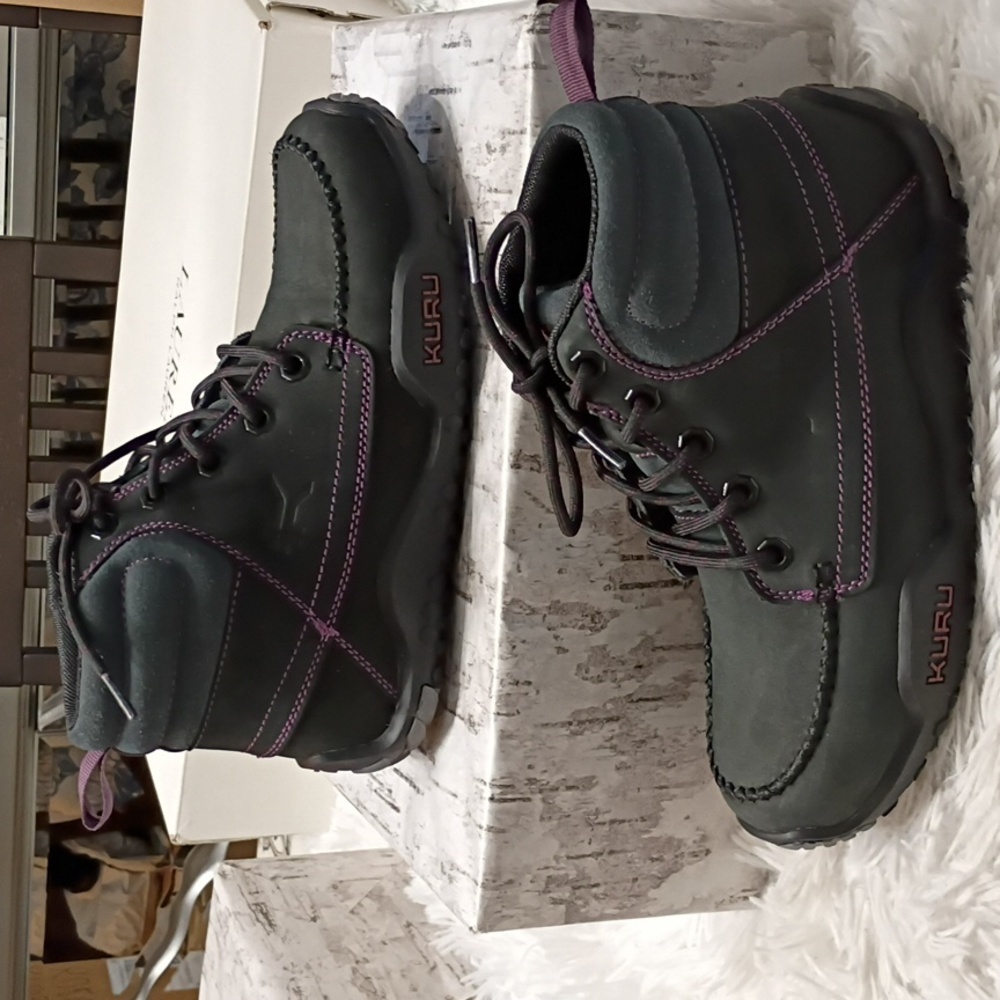 KURU Quest Women's 7.5 Charcoal Hiking Boots Plantar Fascitis Supportive